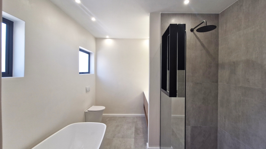 3 Bedroom Property for Sale in Country Club Western Cape